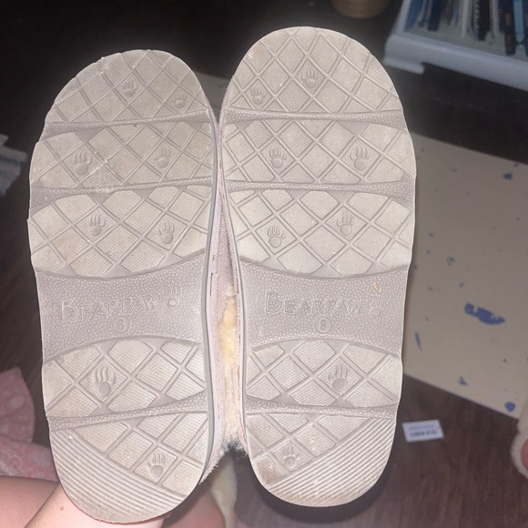 Bearpaw Platform Slippers - Picture 4 of 4
